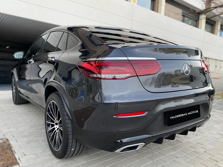 MERCEDES-BENZ CLASE GLC COUPÉ 300 GASOLINA NEGRO OK